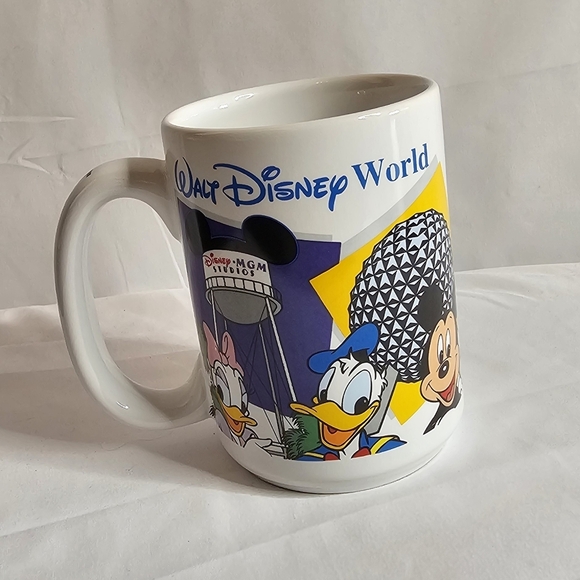 Vintage Walt Disney World Teacher Coffee Mug Cup Thailand Unique Imprint-4 Parks - Picture 1 of 7